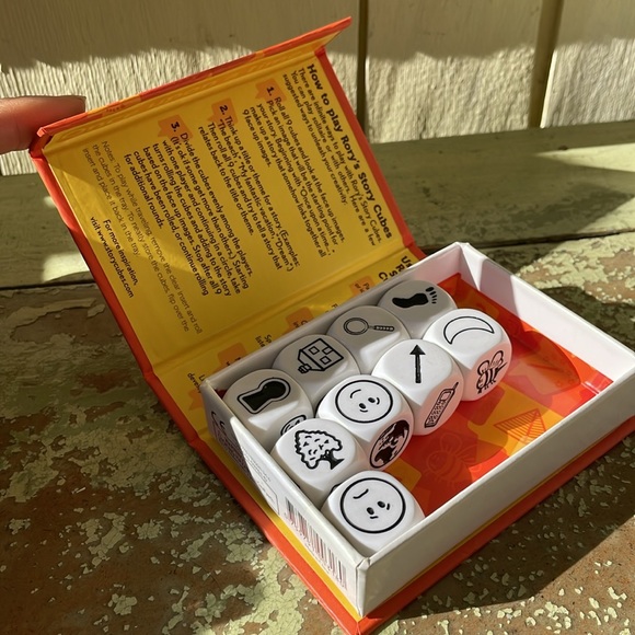 Rory’s story cube portable game - Picture 3 of 5